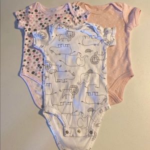 Baby onesie shirt set
